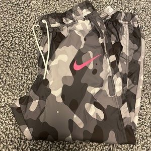 Nike Camouflage Pants